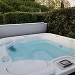 Διαμέρισμα Front With Loft Bed And Pool *
