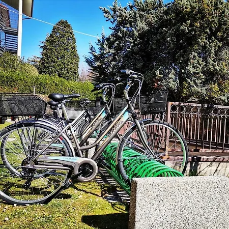 Front With Loft Bed And Pool Apartamento *