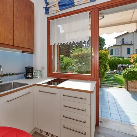 Front With Loft Bed And Pool * Μπαρντολίνο