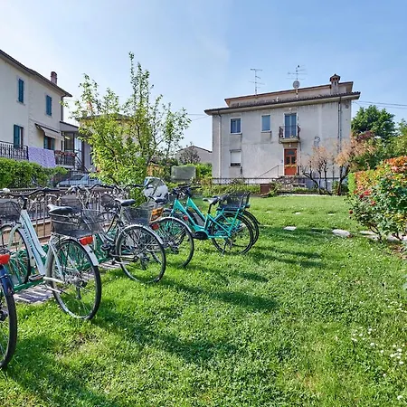 Front With Loft Bed And Pool * Bardolino