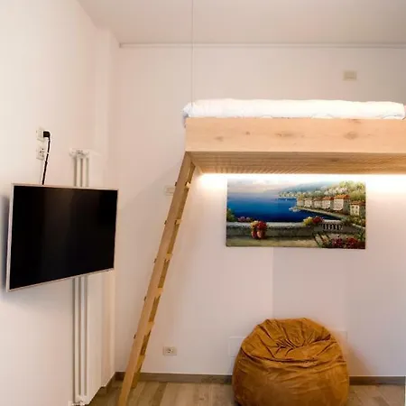 Apartment Front With Loft Bed And Pool *